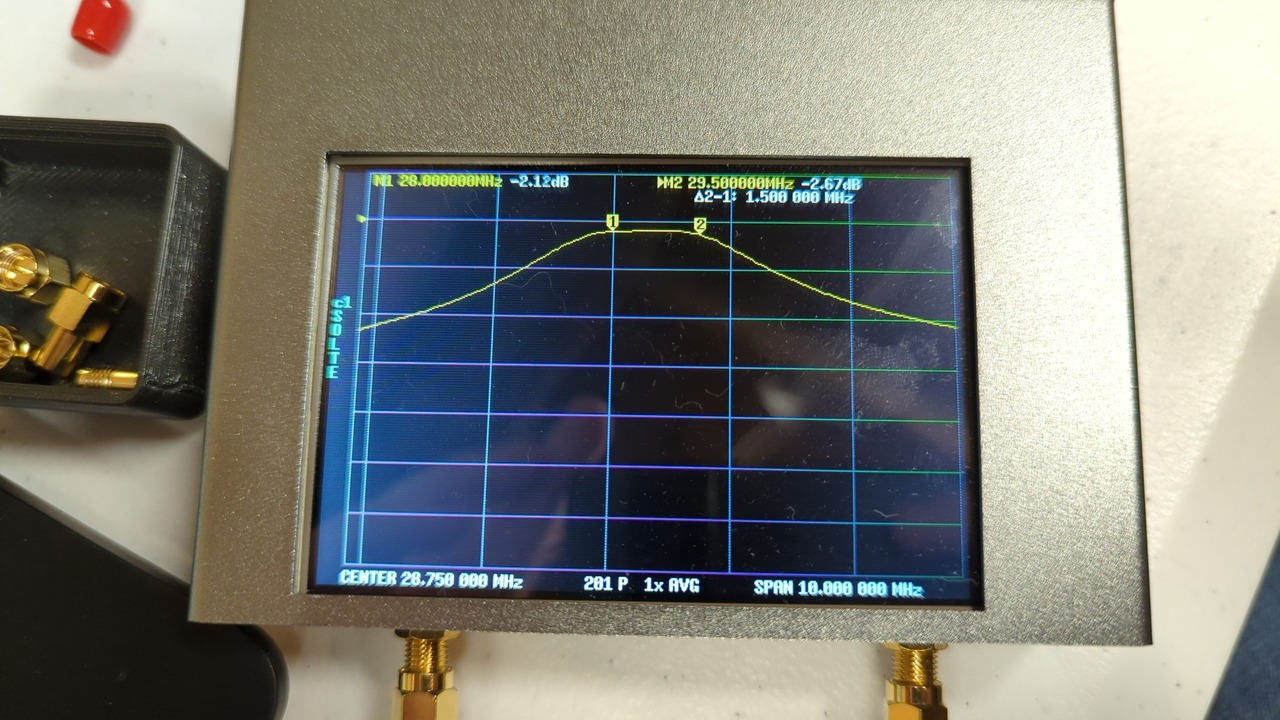 nanoVNA plot of the S21 response of the 10 m BPF; insertion loss is about 2.5 dB in the passband and rolls off acceptably elsewhere